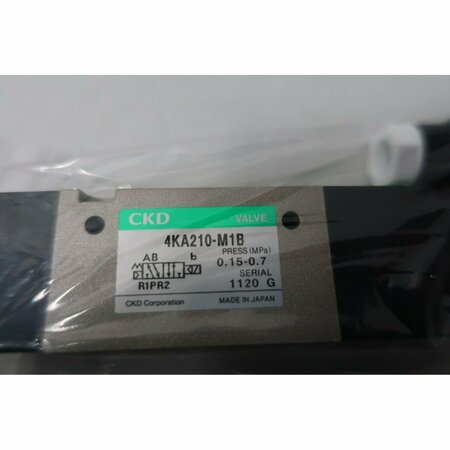 Ckd 100/110V-AC 0.7MPA PNEUMATIC SOLENOID VALVE 4KA210-06-M1B